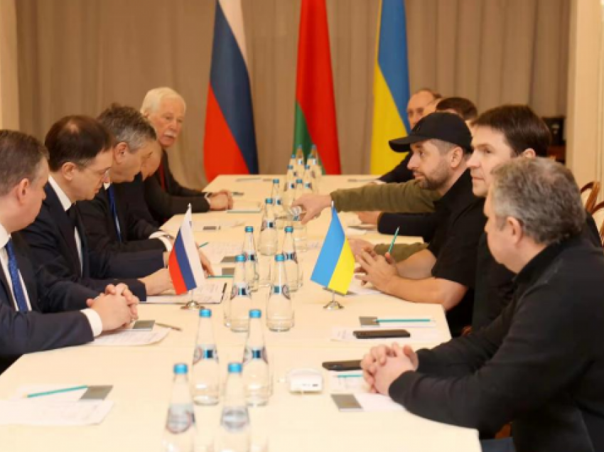 Rusia thotë se nesër do të mbahet raundi i dytë i bisedimeve me Ukrainën