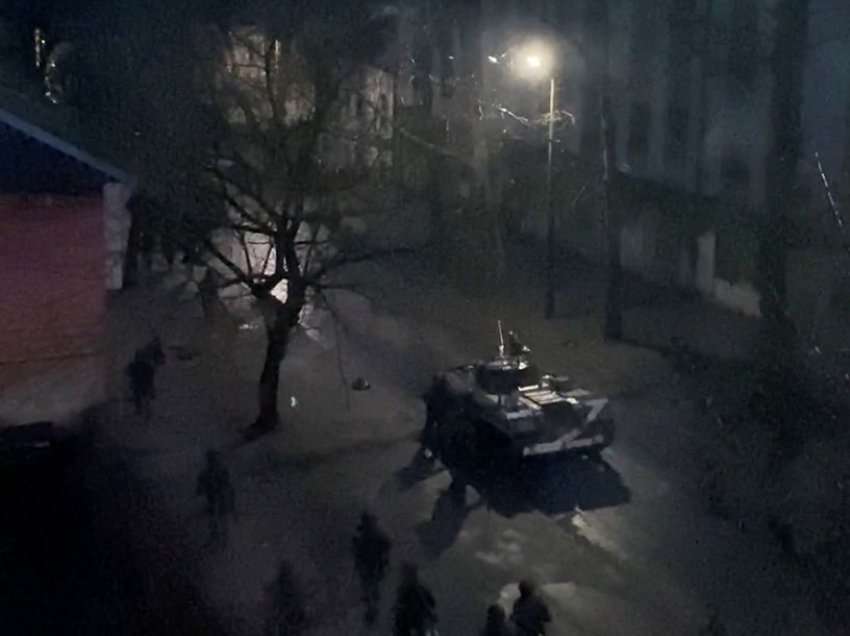 Qetësia e natës u shkatërrua nga shpërthimet/BBC jep detaje, si kaloi nata dhe si e gjeti mëngjesi Kievin