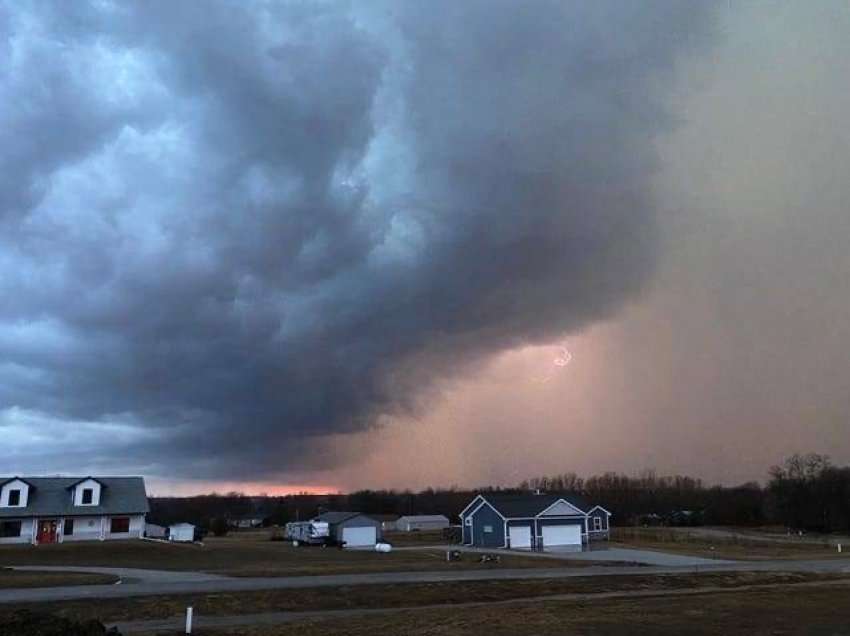 Tornado në Iowa, Kurti iu shpreh ngushëllime familjeve të viktimave