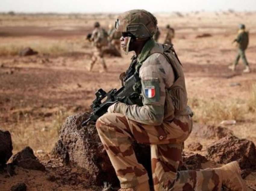 Ushtria franceze thotë se është vrarë lideri i lartë i Al-Kaedës në Mali