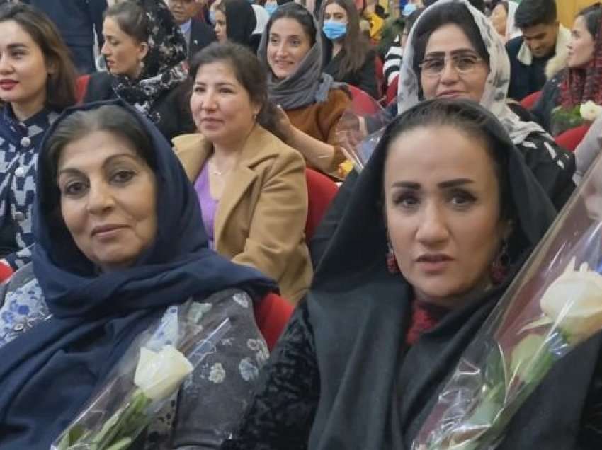 Në Lezhë shfaqet vuajtja e grave dhe vajzave në Afganistan