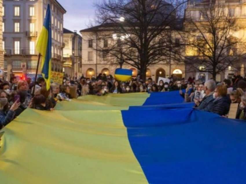 ​Qindra mijëra evropianë në protesta kundër luftës në Ukrainë