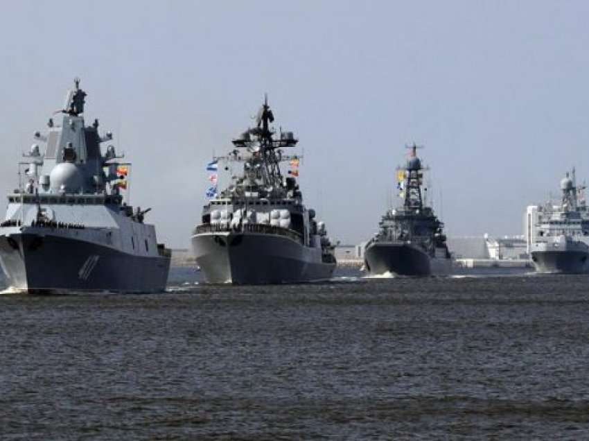 Rusia izolon Ukrainën nga tregtia ndërkombëtare detare