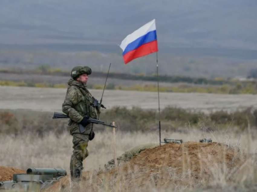Rusia kërkon ndihmë ushqimore dhe ushtarake nga Kina 