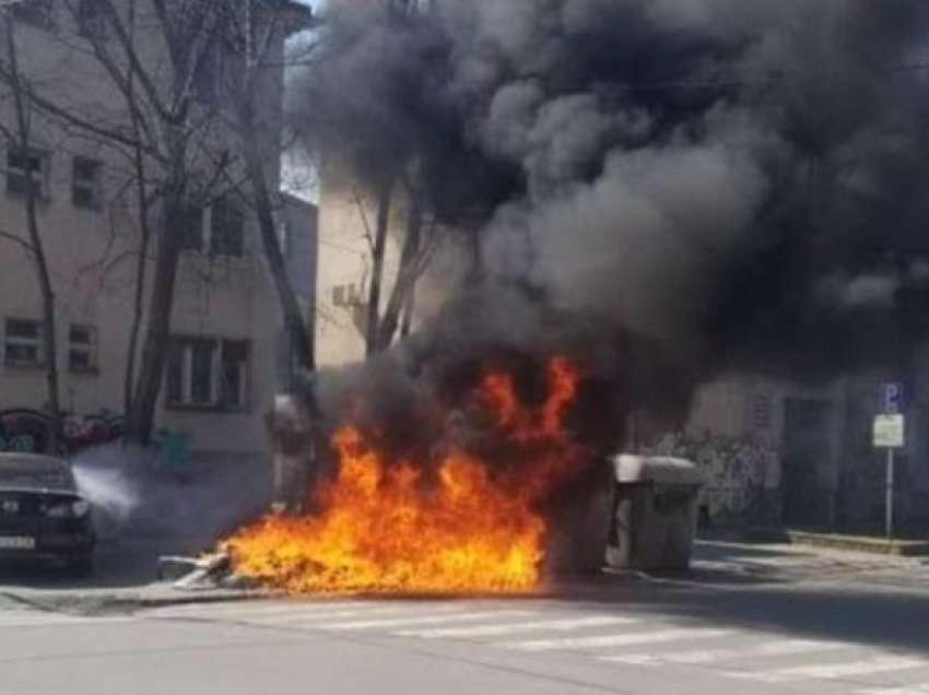 Bashkia e Shkupit: Gjatë fundjavës janë djegur tetë kontejnerë për deponimin e mbeturinave komunale