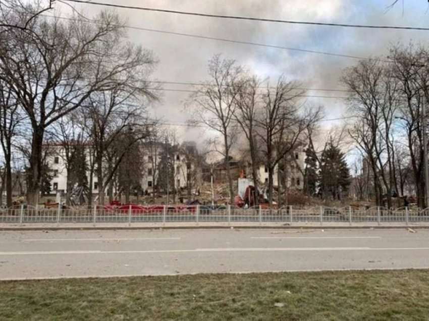 Kryetari i Mariupolit: Luftimet po pengojnë evakuimin e civilëve