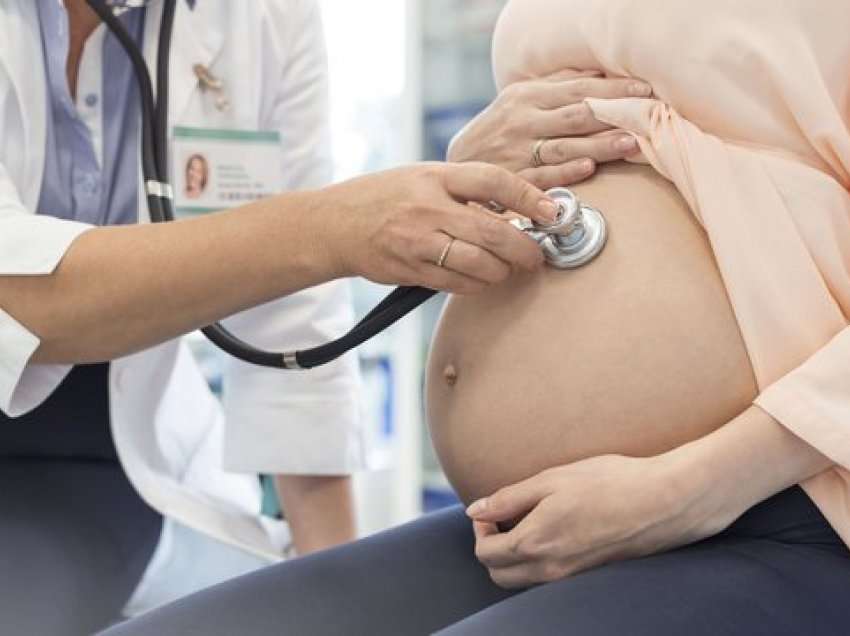Problemet më të shpeshta të shtatzënisë pas moshës 30-vjeçare