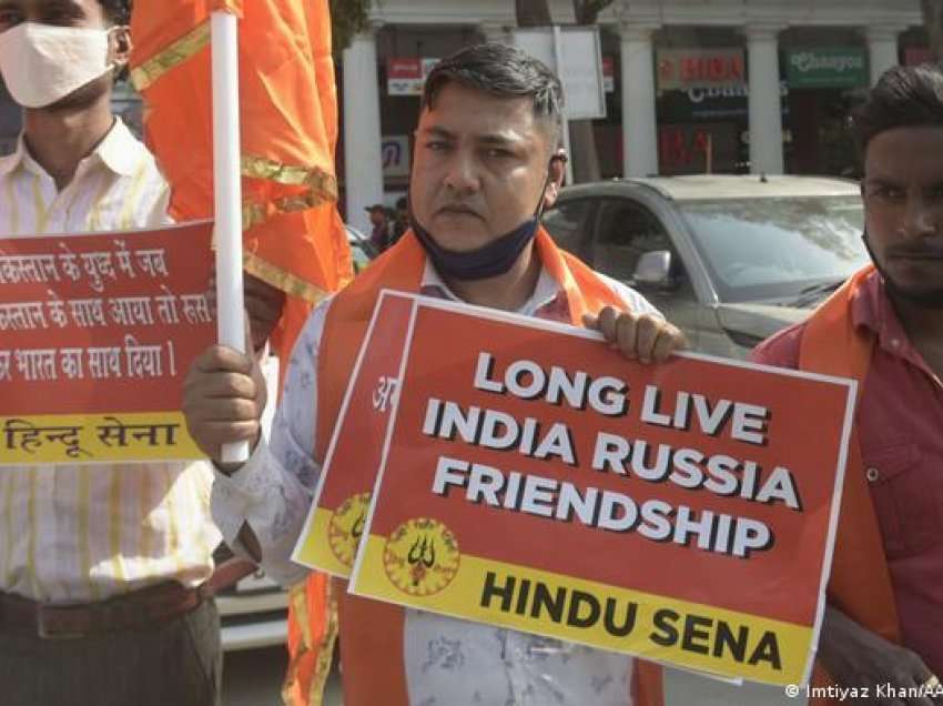 Mbështetja e Indisë për Rusinë