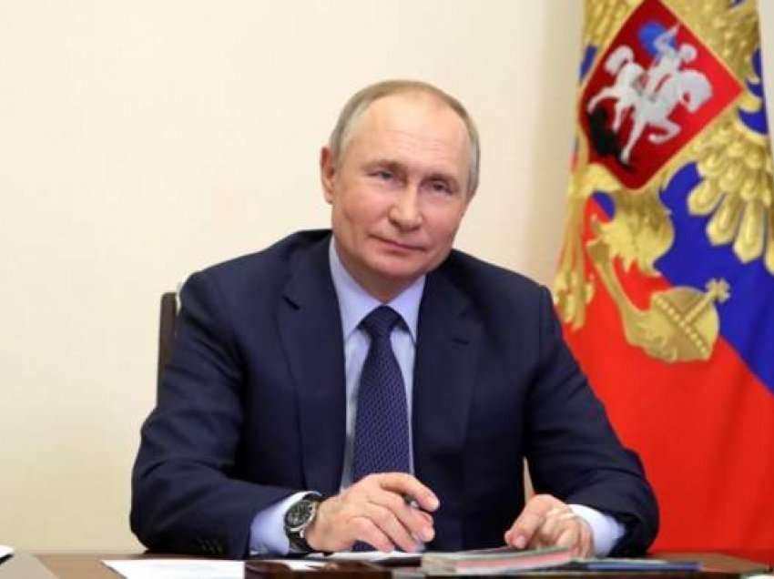 Putin citon JK Rowling teksa akuzon Perëndimin për “përpjekje për të anuluar” Rusinë