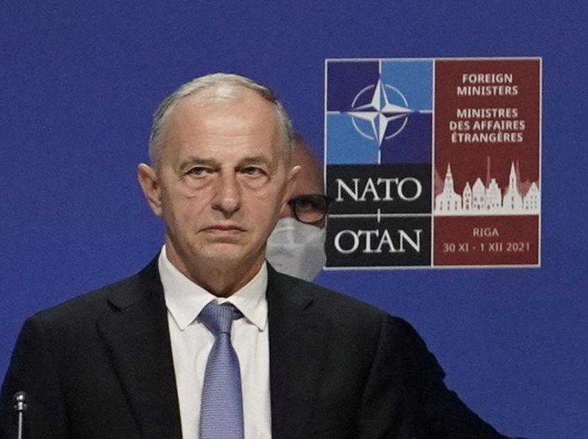 “Rusia nuk mund ta fitojë luftën”/ Zëvendës Sekretari i NATO-s tregon gabimin e Putinit dhe zbulon veprimet në rast të sulmit bërthamor