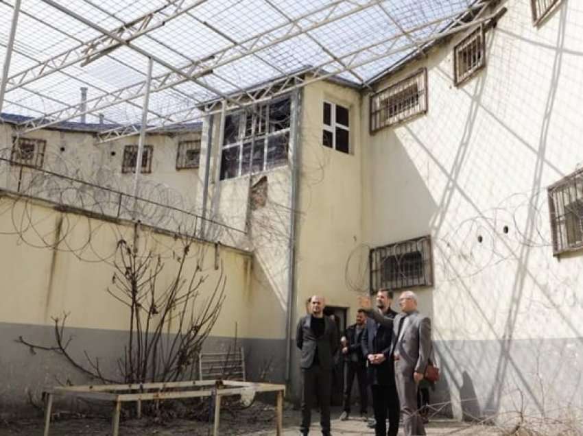 Njofton ministri: Muzeu i Burgut të Prishtinës së shpejti i hapur për publikun