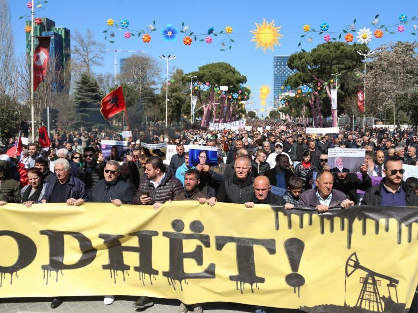 Protestë për naftën, qytetarët mblidhen sot para kryeministrisë