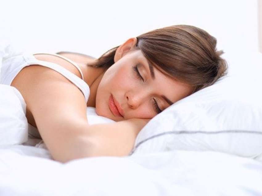 Ja lista e motiveve pse nuk duhet të flini përmbys