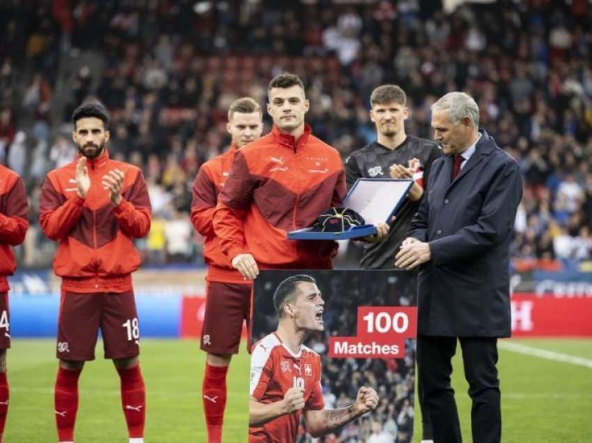 Xhakën e pret një befasi në shtëpi pas ndeshjes së 100-të në kombëtaren e Zvicrës