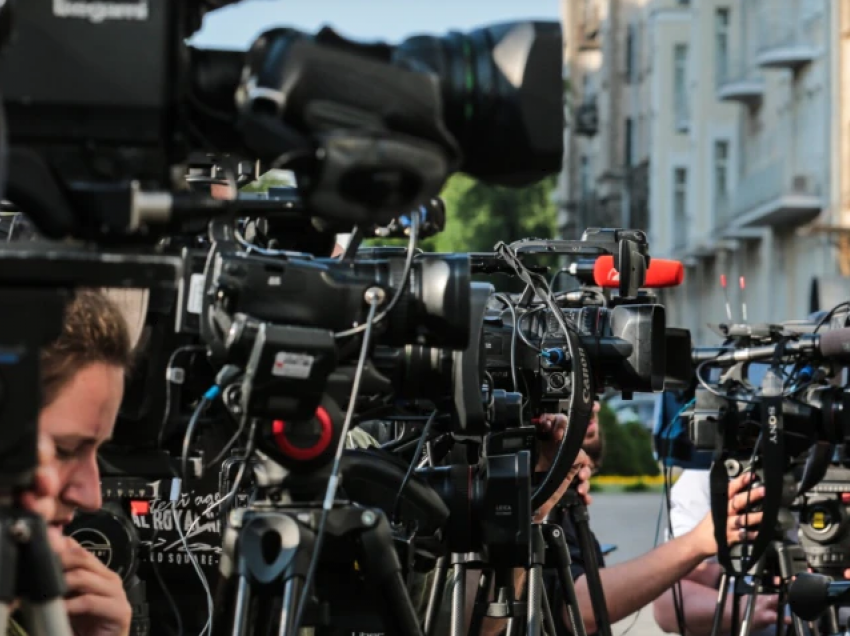 Reporterët pa kufij: Maqedonia e Veriut në vendin e 57-të për nga liria e mediave për vitin 2022