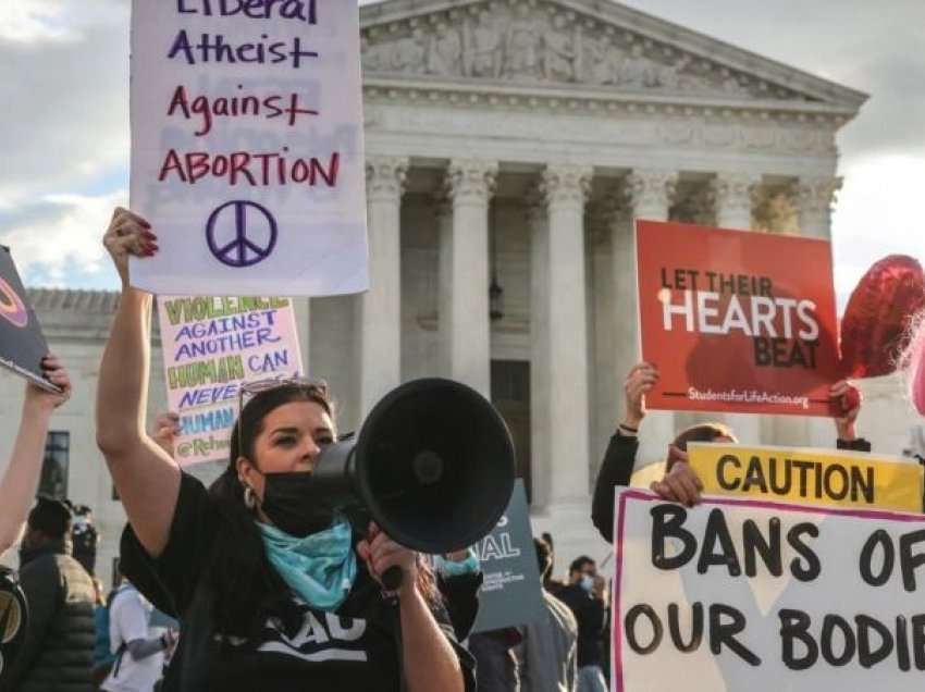 SHBA: Raportohet se e drejta për abortin mund të shfuqizohet
