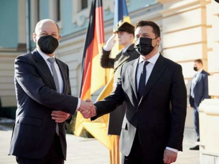 Presidenti Zelensky fton liderët gjermanë në Kiev