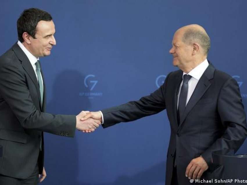 Scholz: Kosova e Serbia duhet ta zgjidhin gradualisht konfliktin mes tyre