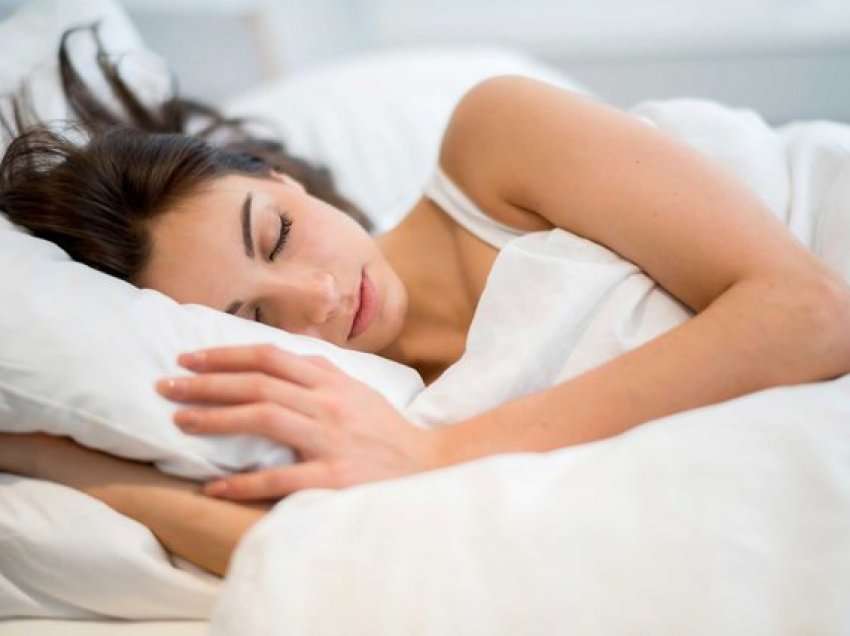 3 gabimet që bën çdo natë para se të flesh, nesër të japin lodhje gjithë ditën