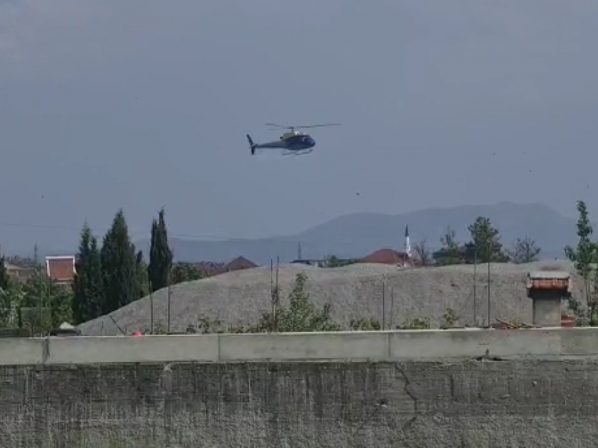Grabitja e bankës në Koplik/ Policia ngre helikopterët për gjetjen e autorëve, dyshohet se janë larguar drejt…