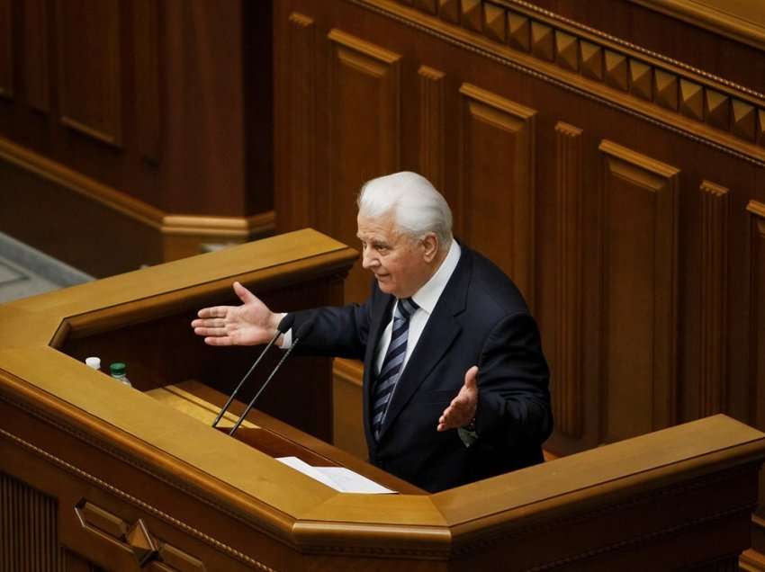 Vdiq në moshën 88-vjeçare presidenti i parë i Ukrainës së pavarur