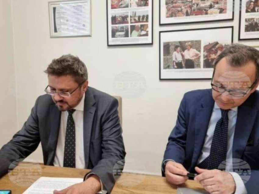​Agjencitë e lajmeve të Bullgarisë dhe Italisë nënshkruajnë marrëveshje bashkëpunimi