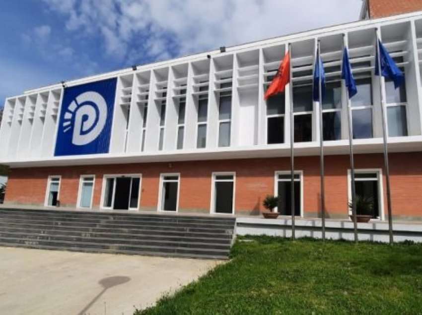 Zgjedhjet e për kryetar të PD/ Zbardhet axhenda e takimeve të Berishës dhe Elezit