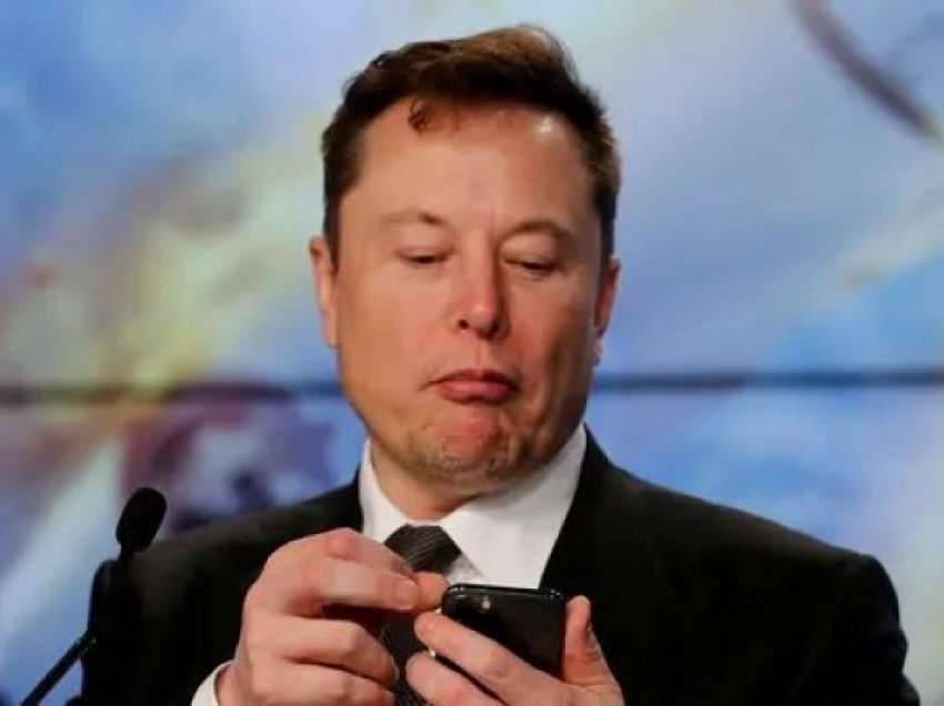 Musk thotë se ekipi ligjor i Twitter i tha atij se kishte bërë “shkelje të një marrëveshjeje për moszbulim”