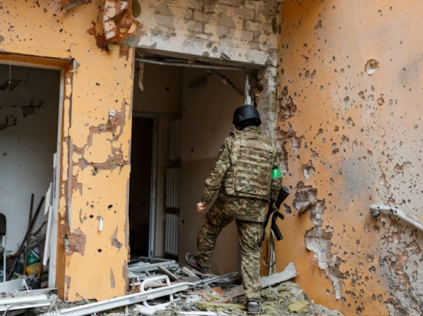 Ukraina: Të paktën 10 civilë të vrarë nga granatimet ruse