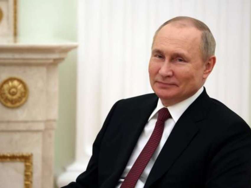 Putin: Evropa do të paguajë çmimin për embargon ruse të naftës