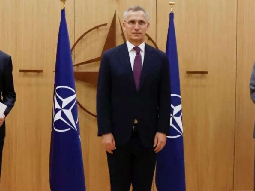 VOA/ Finlanda dhe Suedia dorëzuan kërkesat për anëtarësim në NATO