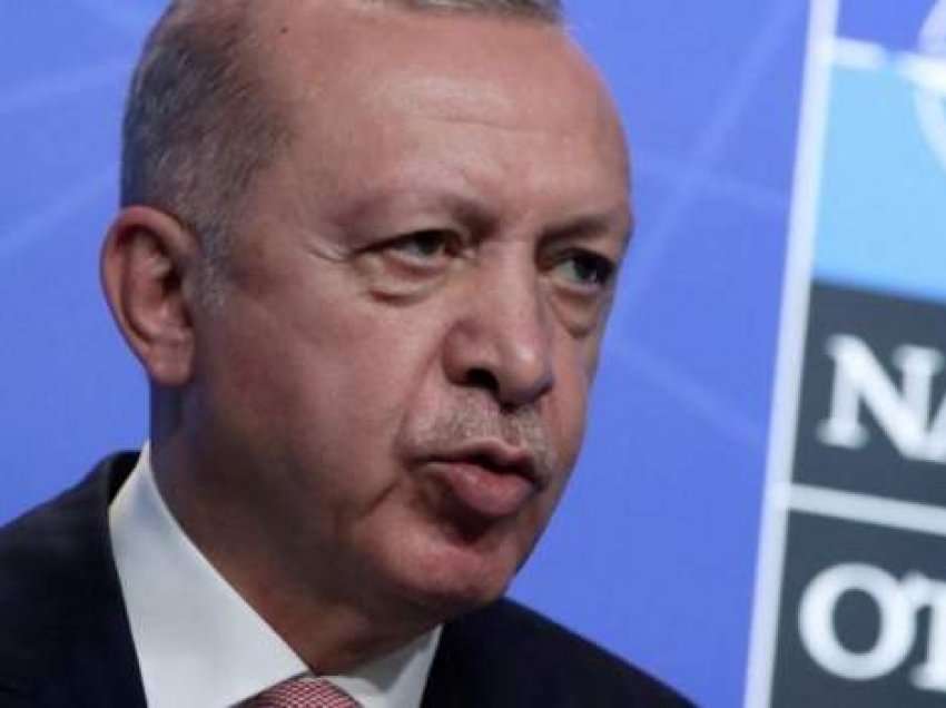 Aleatët e NATO-s duhet të respektojnë shqetësimet e Turqisë, thotë Erdogan