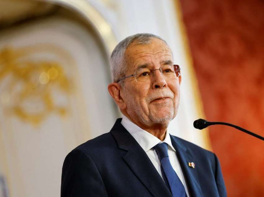 Van der Bellen synon mandatin e dytë si president i Austrisë