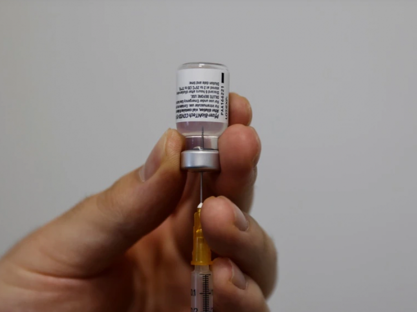 Pfizer: Tre doza të vaksinës kundër Covid-19 të efektshme për fëmijët nën 5 vjeç 