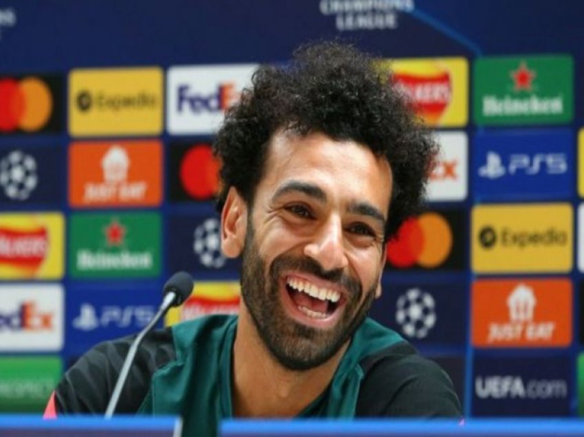 Salah qetëson tifozët 