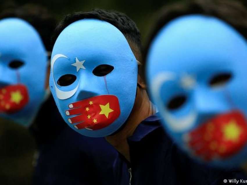 Kina shokon me represionin brutal ndaj ujgurëve