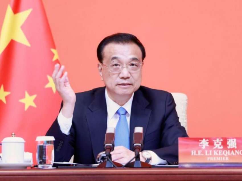 Kina mban mbledhje për situatën me COVID – 100,000 zyrtarë marrin pjesë