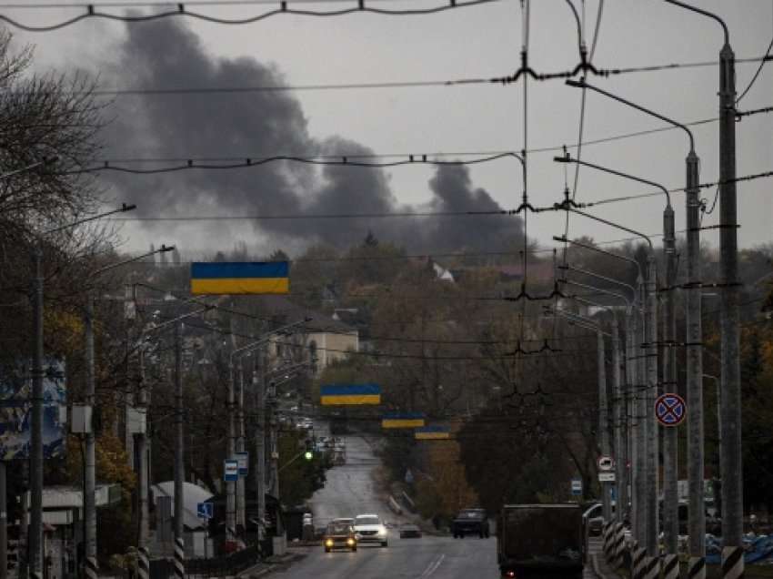 A po mbaron lufta në Ukrainë? Eksperti zbulon dy skenarët dhe jep alarmin: Të përgatitet Perëndimi!