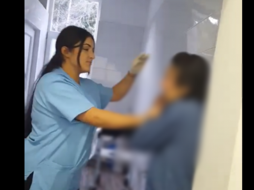 Publikohen pamjet në pranga të tri infermiereve