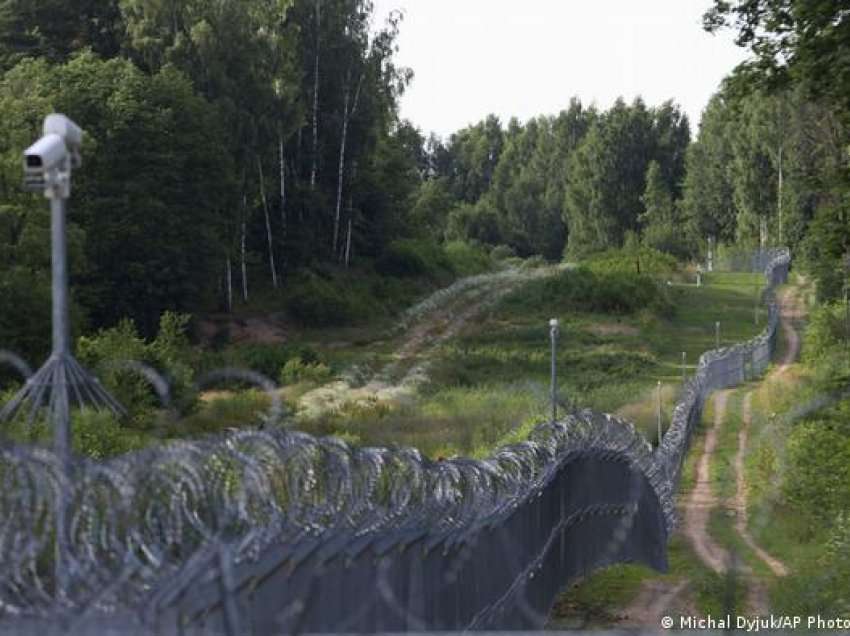 Polonia do të ndërtojë një gardh kufitar me Kaliningradin