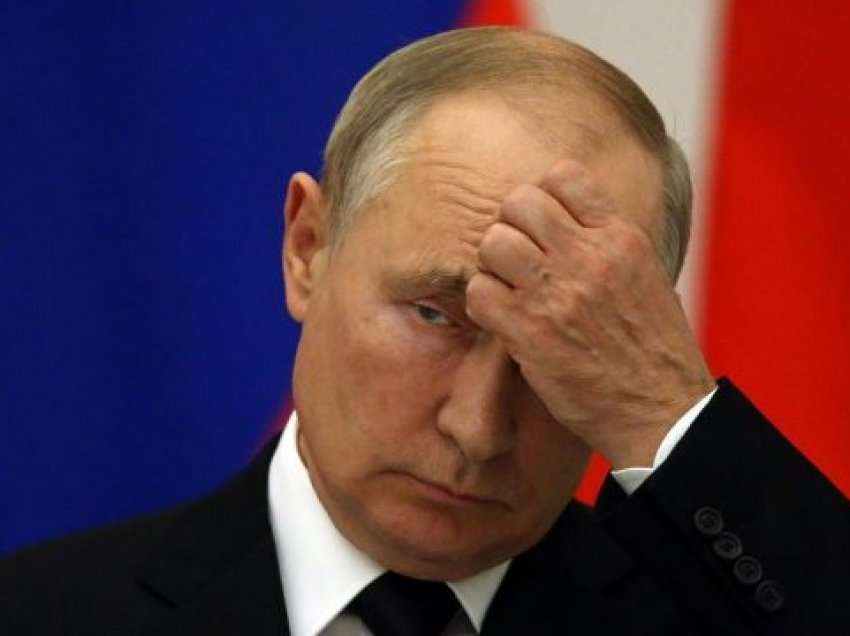 “Armiqësitë janë shumë të thella”, Putin heq Biden nga lista e urimeve për Vitin e Ri