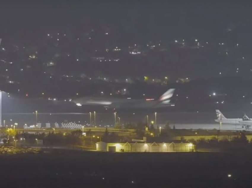Bllokohet aeroporti i Athinës, një i dyshuar nxjerr dhe avionët luftarakë në qiell