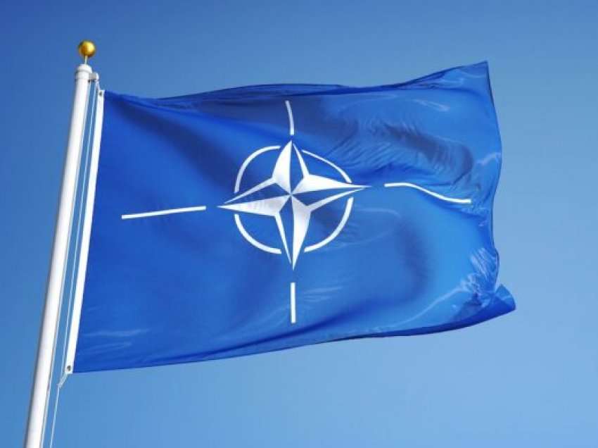 NATO zotohet të vazhdojë ndihmën për Ukrainën