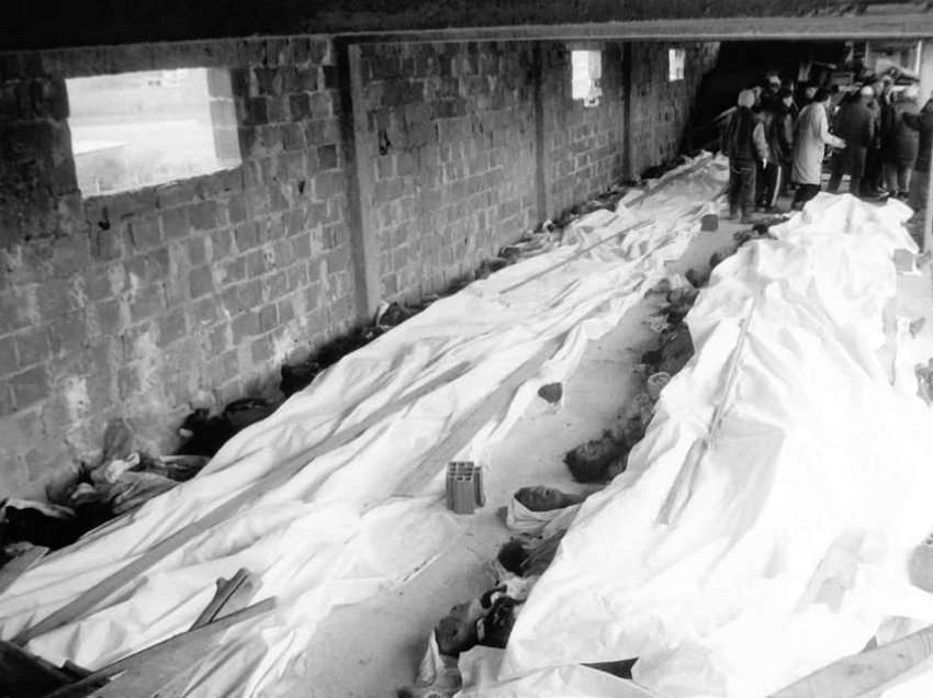 Rrëfehet Ilaz Bylykbashi që fotografoi 58 trupat e masakruar të familjes Jashari: Ja çfarë më tha Enver Maloku...