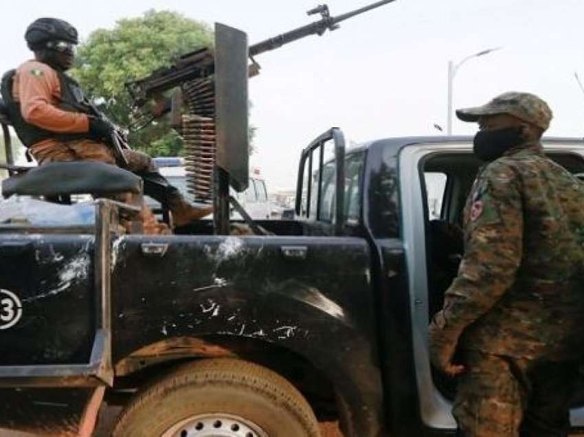 Rrëmbehen 60 veta në Nigeri nga persona të armatosur