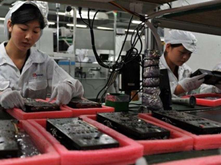 Problemet e Foxconn do të dëmtojnë edhe më shumë fabrikën gjigante të iPhone në Kinë