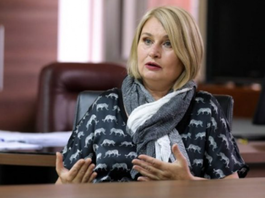 Cërvenkovska jep dorëheqje nga posti i kryetares së Këshillit Gjyqësor