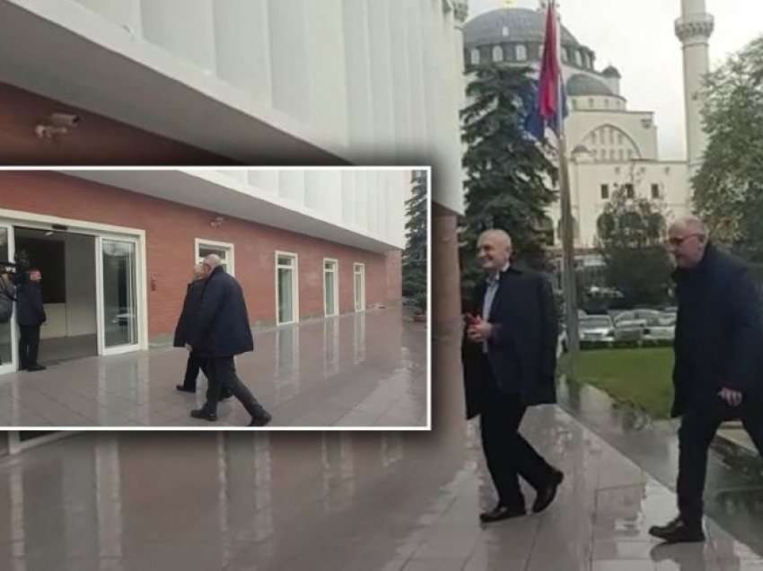 Pak ditë para protestës së 6 dhjetorit, Meta shkon në selinë e PD për të takuar Berishën