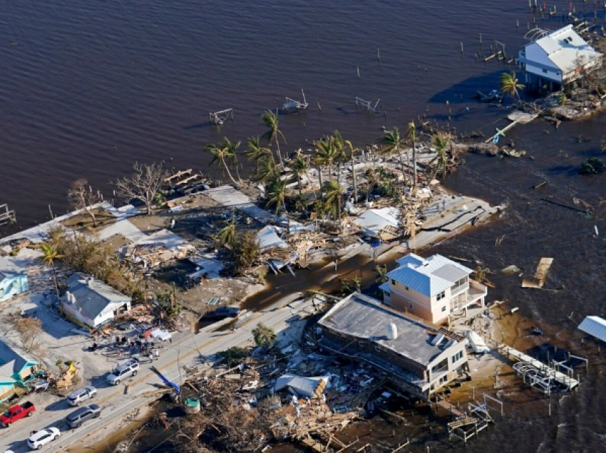 Efektet shkatërruese të uraganit në disa pjesë të Floridës