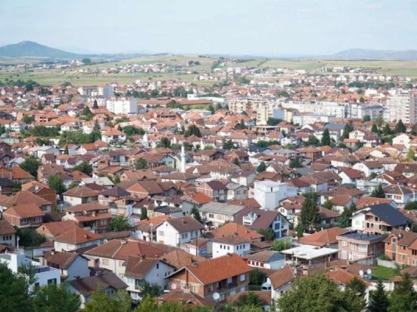 ​Prokuroria në Gjakovë kërkon paraburgim ndaj dy të dyshuarve për dhunim të të miturave